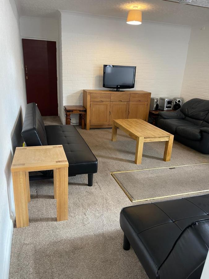Spacious, Sleeps 17, 3 Bathrooms, Parking, Μάνσφιλντ Εξωτερικό φωτογραφία