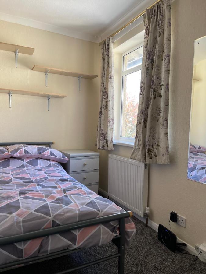 Spacious, Sleeps 17, 3 Bathrooms, Parking, Μάνσφιλντ Εξωτερικό φωτογραφία